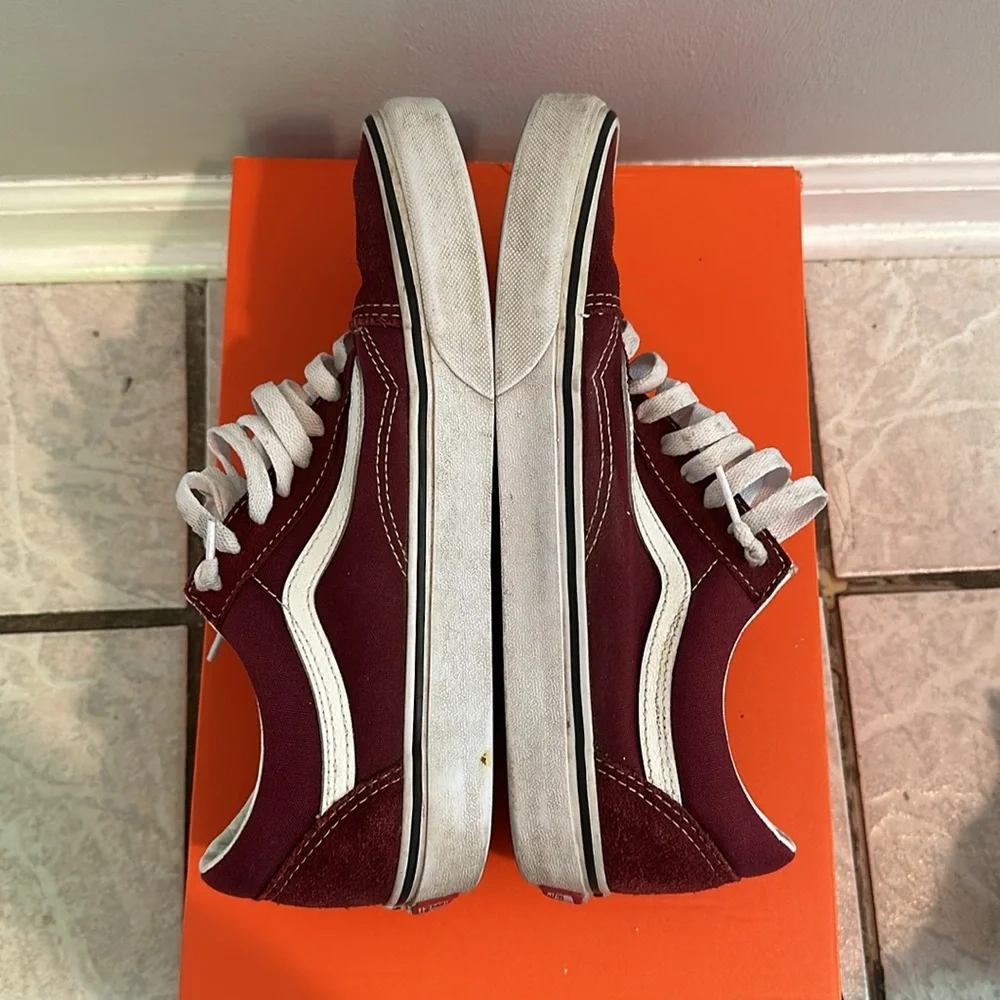 Men’s Vans - Picture 3 of 4